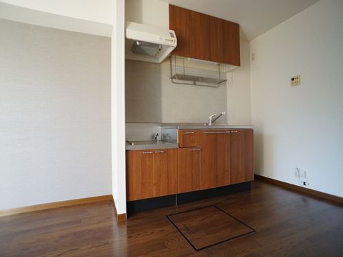 ヒルサイド善行Ⅰ 101号-4