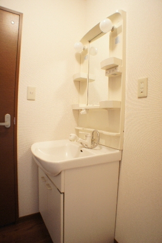 ヒルサイド善行Ⅰ 201号-11