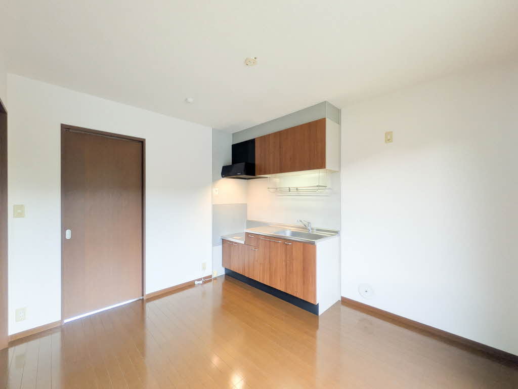 エバーグリーン 201号-2