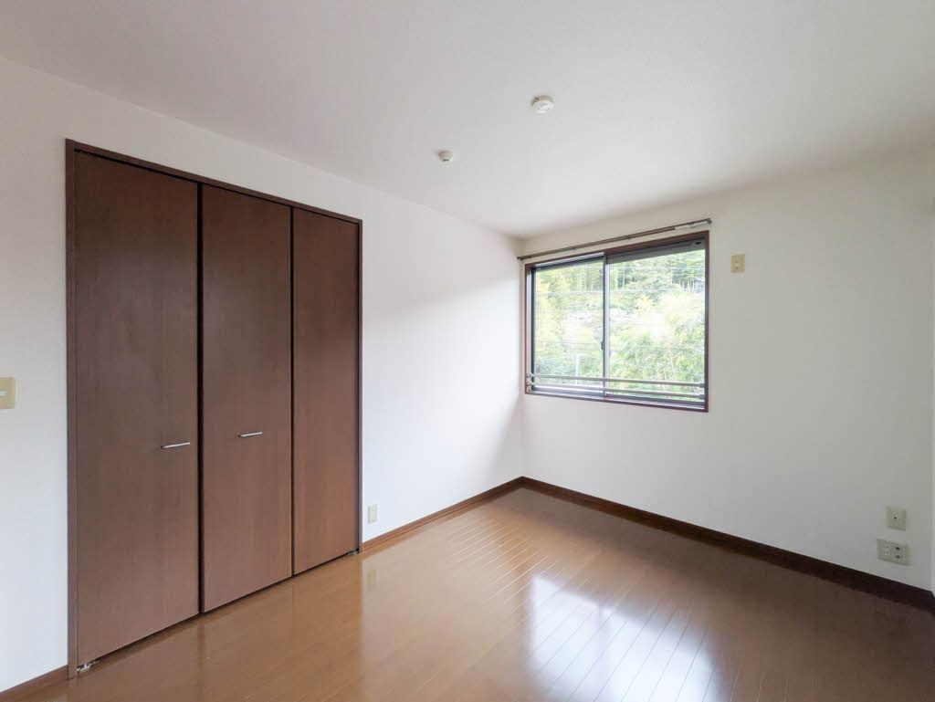 エバーグリーン 201号-6