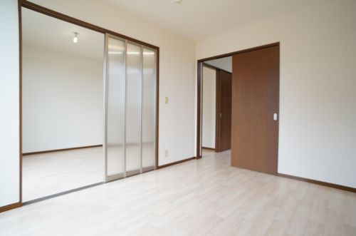 カーサ飯島 102号-3