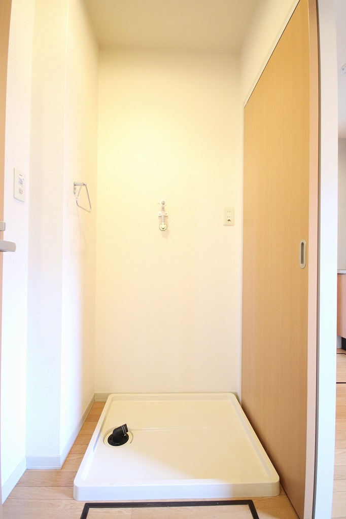 アーデン西戸部 101号-6