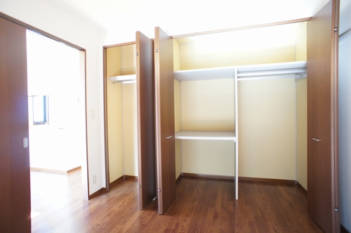 メイプルタウン二番館 101号-5