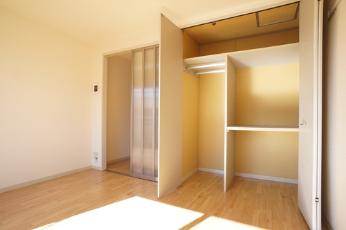 フレア上平塚Ⅱ 202号-4