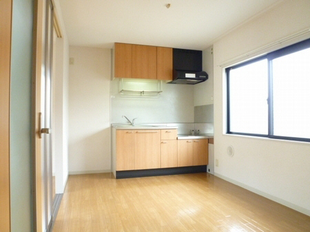 クローバーⅢ 202号-5