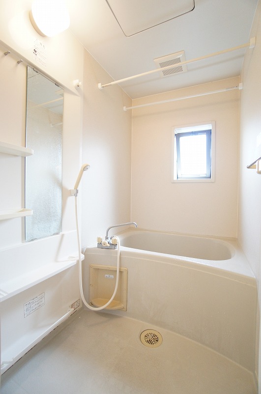 フレア上平塚Ⅲ 201号-6