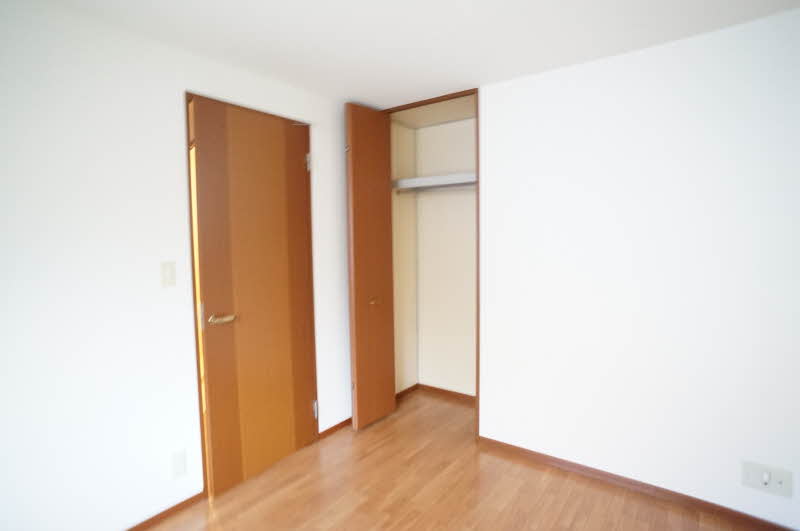 ヴェルデ仲町台A 102号-7