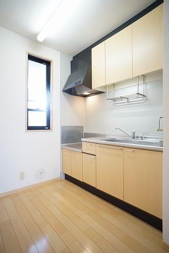 アルブル３番館 202号-3