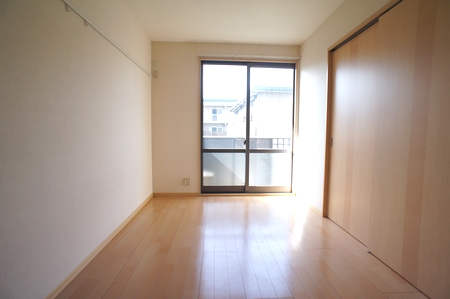 ハーモニースクエアＡ 202号-5