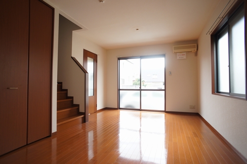 グランドール湘南Ｂ 102号-3