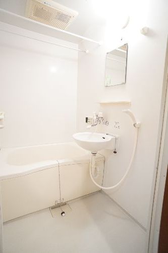 アンブレラハウス 201号-4