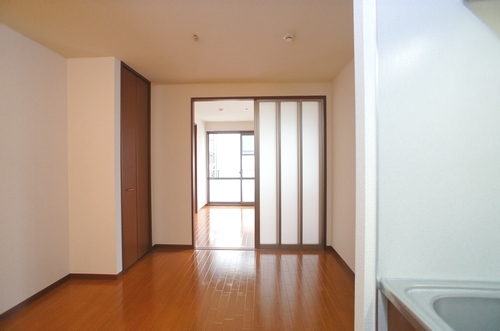 ファミール中央林間Ａ　Ｂ 203号-4