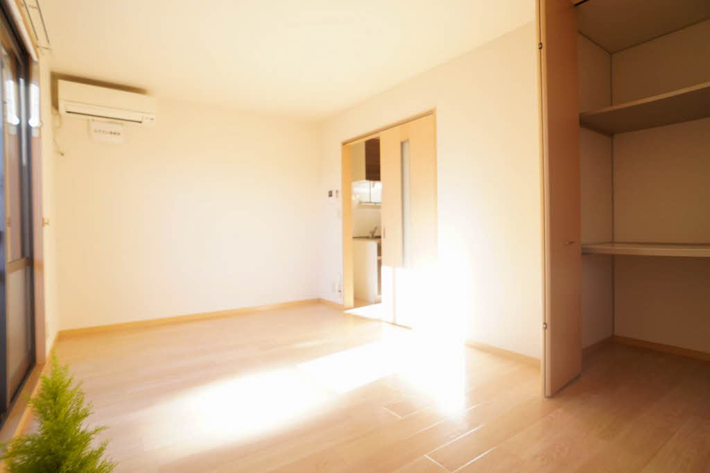 メゾン富岡西B 101号-2