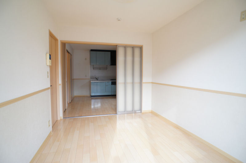 グリーンゲイブルスB棟 202号-2