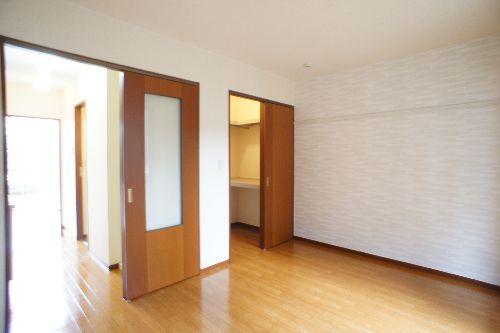 ポートヴィラ 102号-4