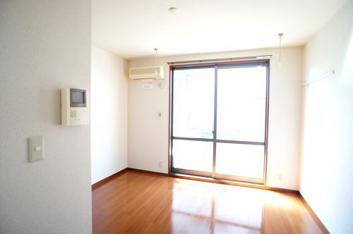 シルフィーＢ 103号-2