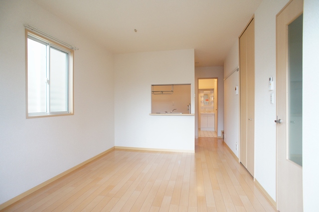 エミグランドD棟 101号-2