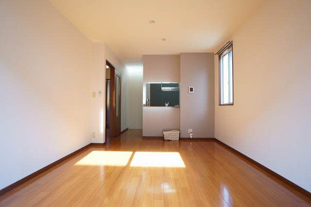 トワ　オランジュＡ 101号-2