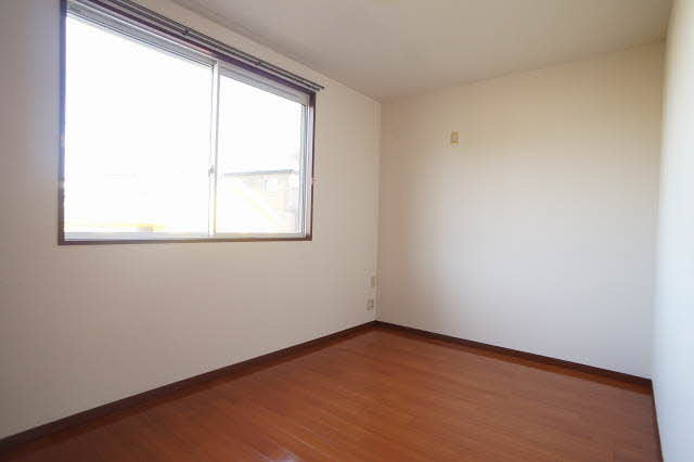 トワ　オランジュＡ 101号-5