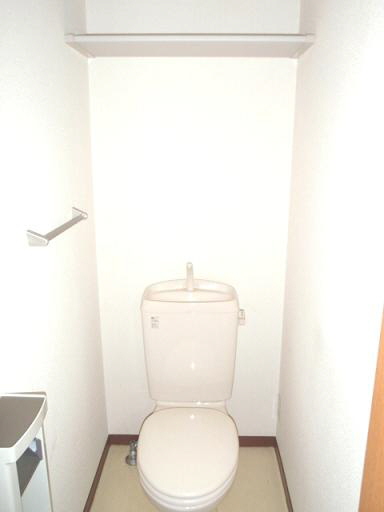 サニーフラット 202号-8