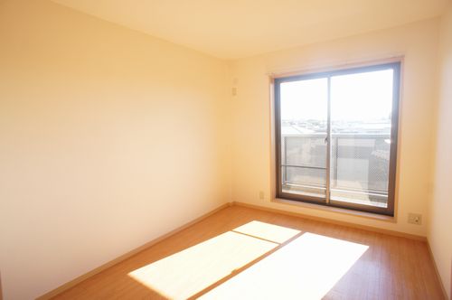 フェンテ南館 302号-3