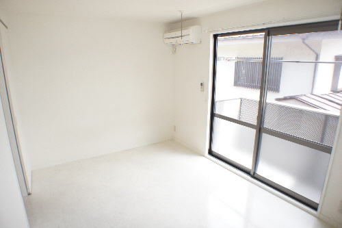 セントラルパインⅢ　Ｂ 203号-7