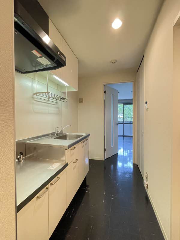 セントラルパイン長谷 103号-8