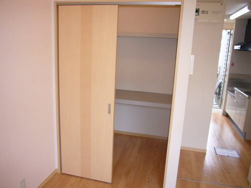 アネックス本町 201号-4