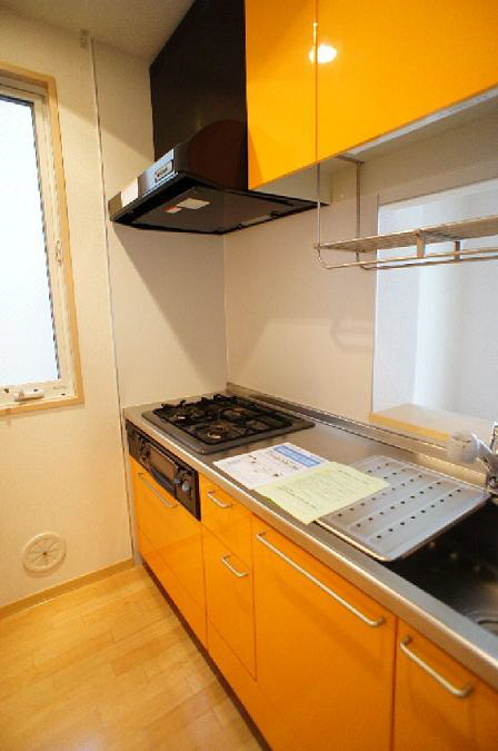 シャトル臼居 102号-4