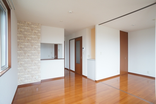 サンシャインヒルズ湘南 201号-2