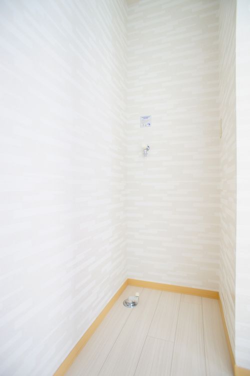 ウィンズ平間 201号-11