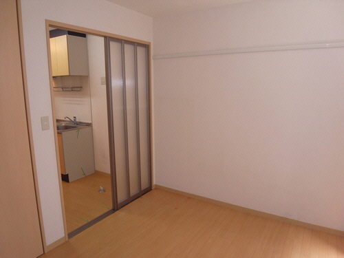 ウィンズ平間 202号-11