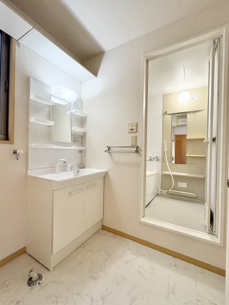 ＭＩＹＵ　ＭＡＹＵ　Ｂ 202号-6