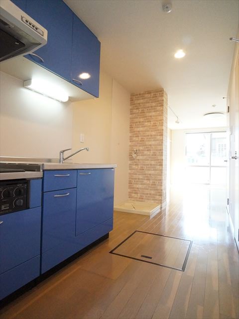 イーストＤ 102号-2