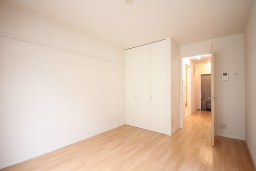 メゾン・パピヨン上大岡 102号-4