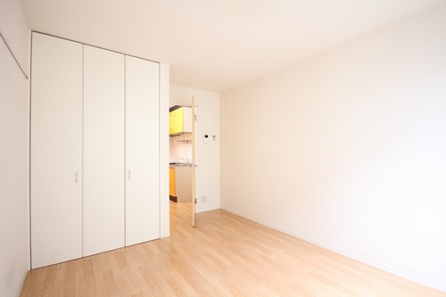 メゾン・パピヨン上大岡 102号-5