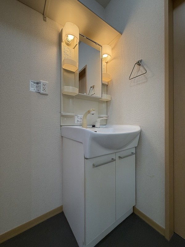 ディアコート東戸塚 103号-8