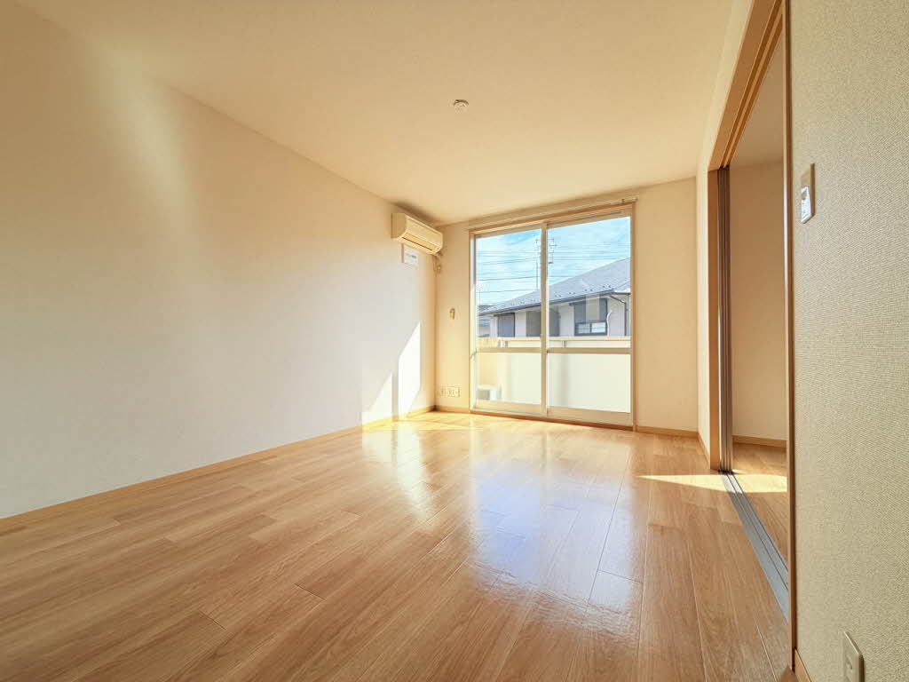 ユーチャリスＣ 103号-4