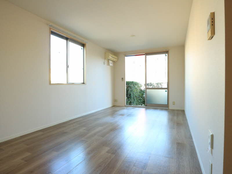 メゾン　ド　クレセール 202号-2