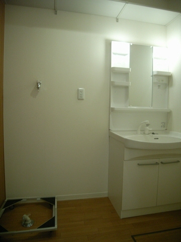 コートプルメリア 203号-9