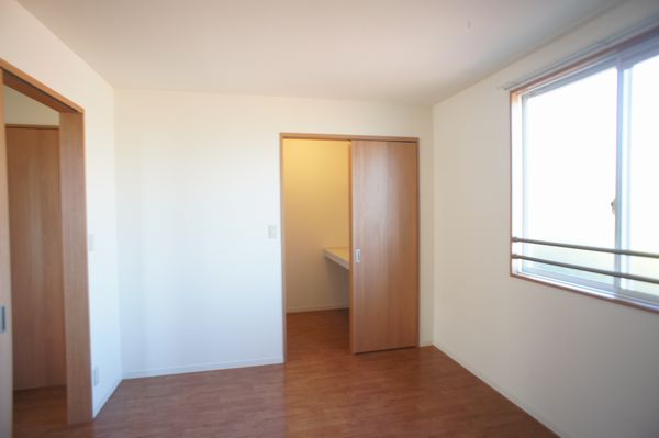 ビラ・トノウチ 202号-6