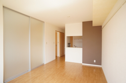 ハピーハイツ 201号-2