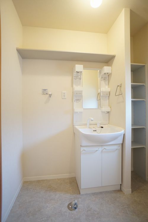 フローラル平戸Ｃ 202号-10