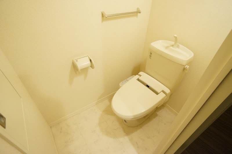 リリー・レジデンス港南 303号-11