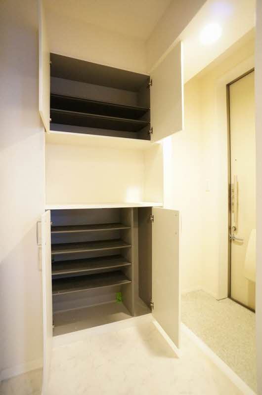 リリー・レジデンス港南 303号-12