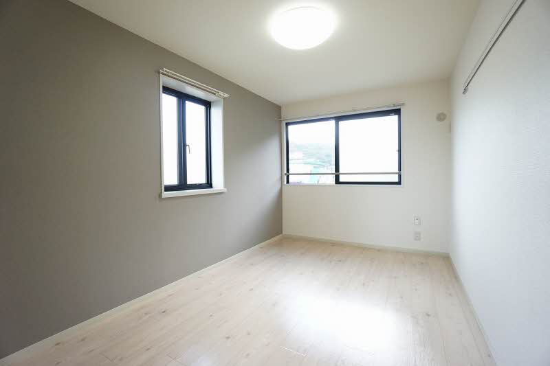 シャトル鳴瀬 201号-2