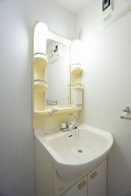 シャトル鳴瀬 201号-8