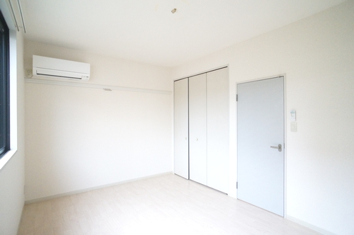 メゾンルミエールⅢ 101号-6