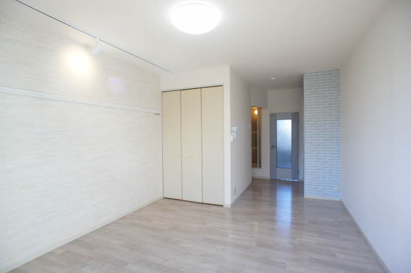 メゾン・ド・ソレイユ 105号-3