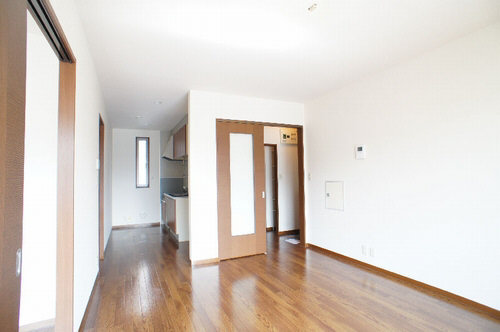 ケンジントンハウス 102号-3